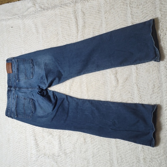 Lucky Brand Women's 12/31 Blue Denim Straight Leg Jeans - Picture 7 of 9